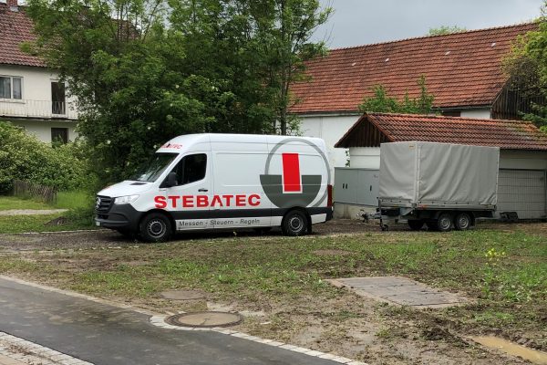 Montagefahrzeug und Spezialausrüstung für perfekte Branchenlösungen